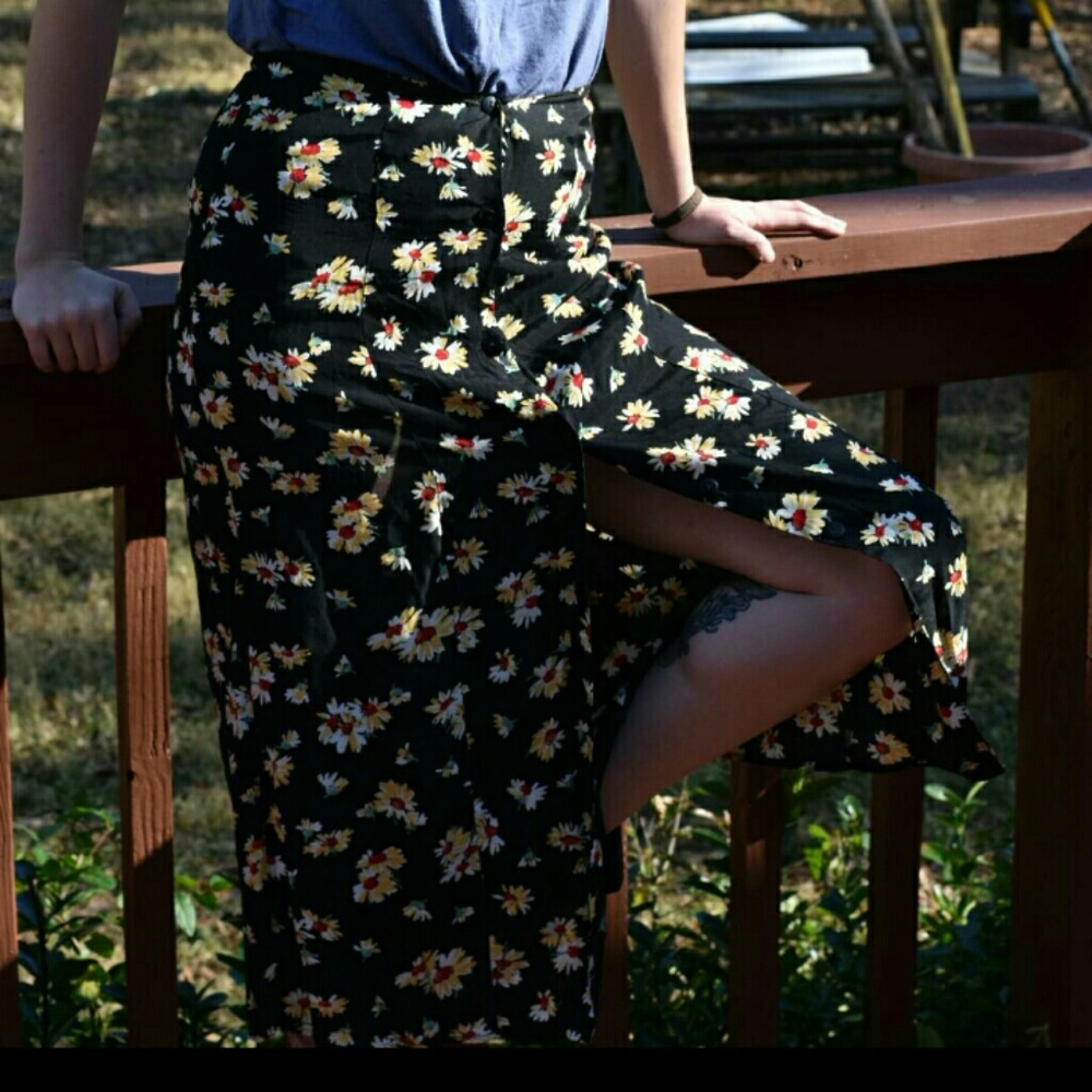 90s sunflower button down black skirt daisy